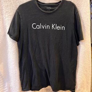 Calvin Klein Large tshirt